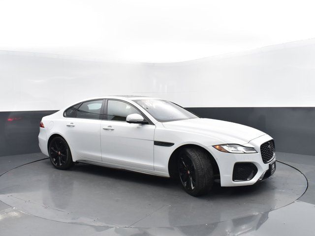 2021 Jaguar XF R-Dynamic SE