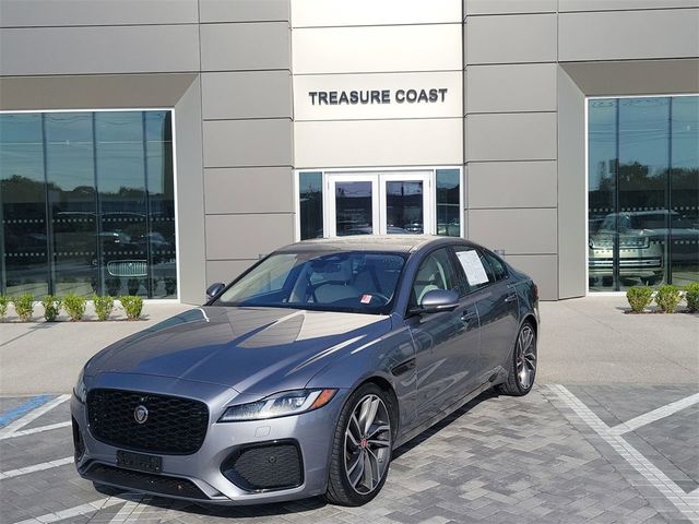 2021 Jaguar XF SE