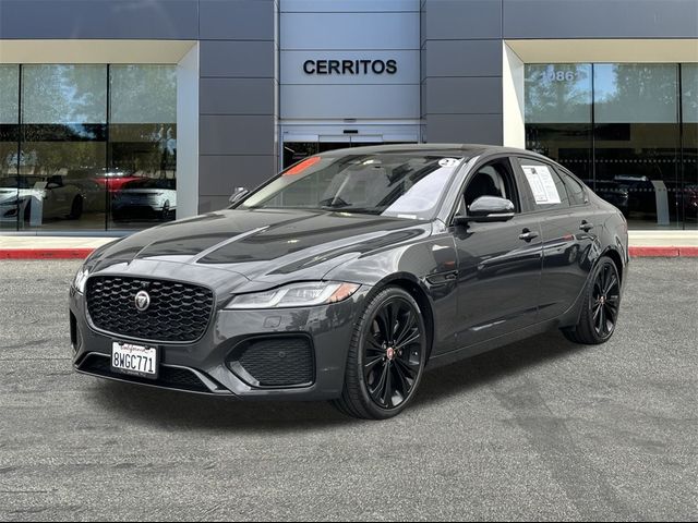 2021 Jaguar XF SE