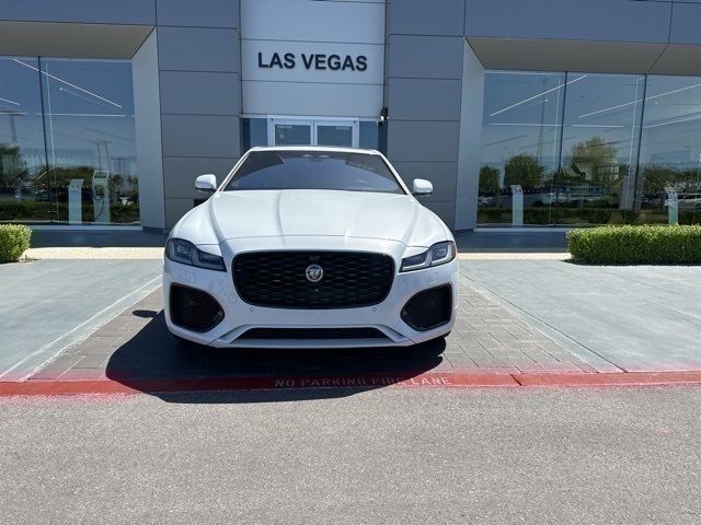 2021 Jaguar XF SE