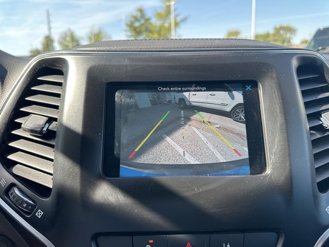 2021 Jeep Cherokee Altitude