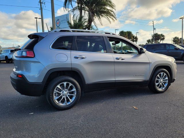 2021 Jeep Cherokee Latitude Lux