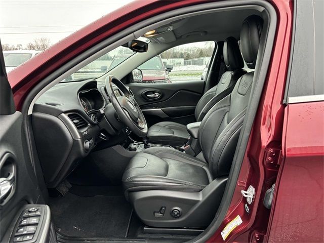 2021 Jeep Cherokee Latitude Lux