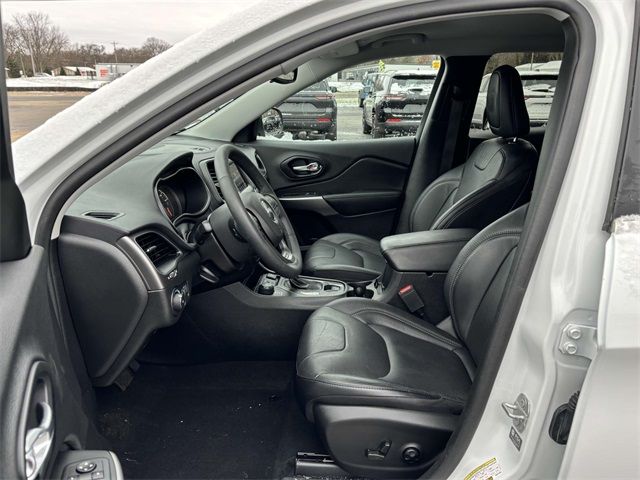 2021 Jeep Cherokee Latitude Lux