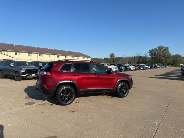 2021 Jeep Cherokee Trailhawk