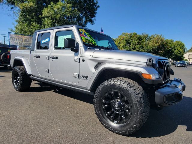 2021 Jeep Gladiator California