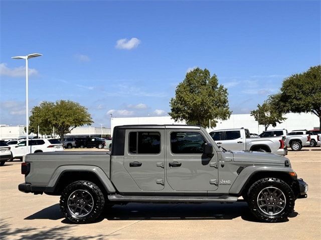 2021 Jeep Gladiator Overland