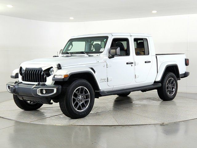 2021 Jeep Gladiator Overland