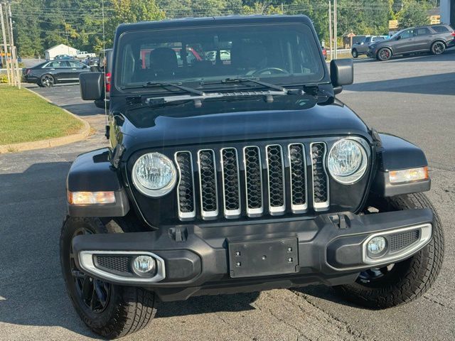 2021 Jeep Gladiator Overland