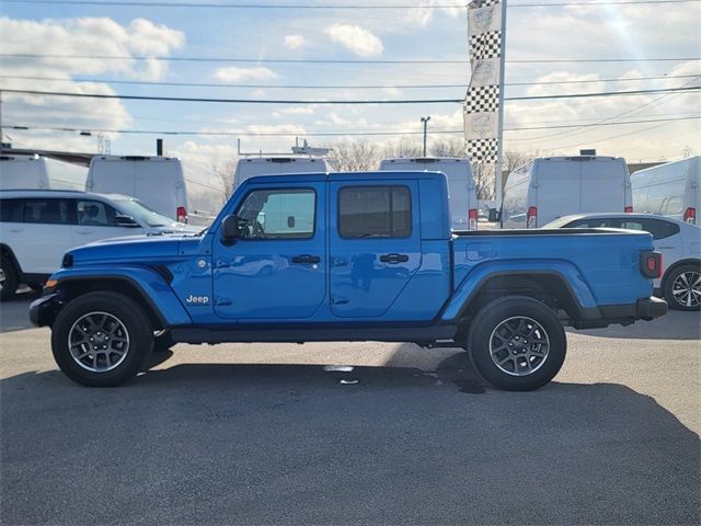 2021 Jeep Gladiator Overland