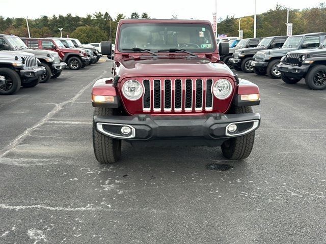 2021 Jeep Gladiator Overland