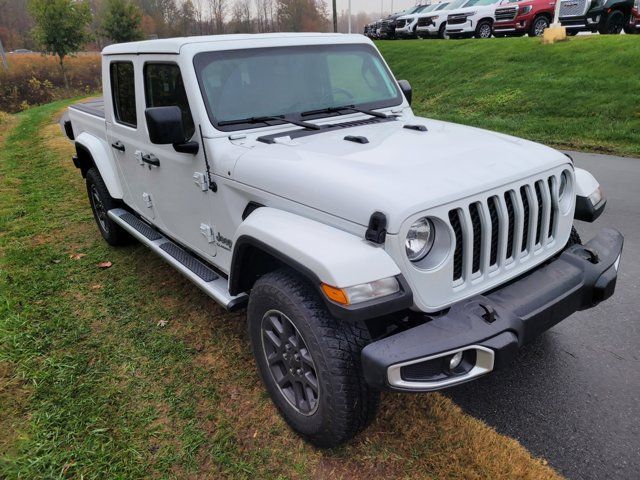 2021 Jeep Gladiator Overland