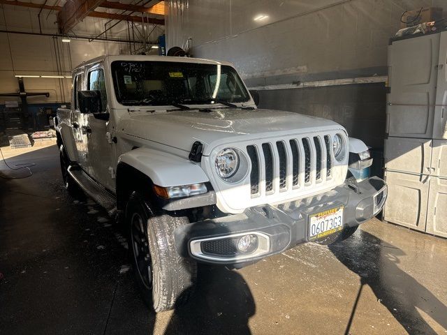 2021 Jeep Gladiator Overland