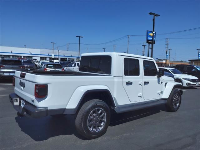 2021 Jeep Gladiator Overland