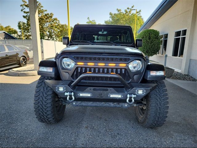 2021 Jeep Gladiator Willys