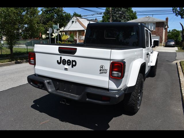 2021 Jeep Gladiator Willys