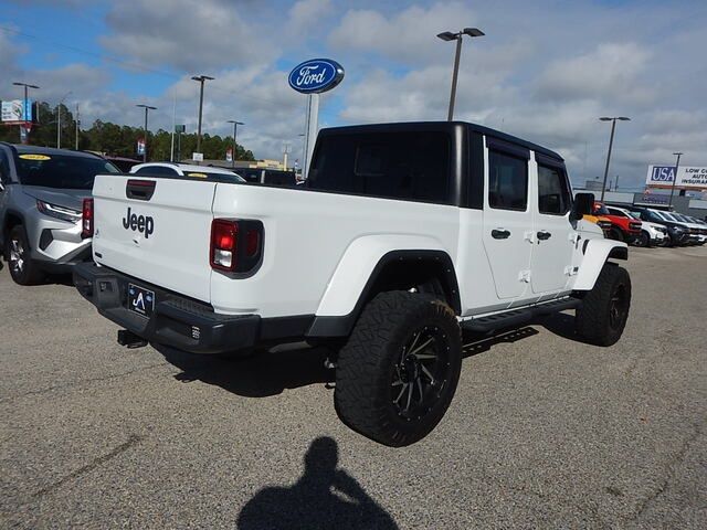 2021 Jeep Gladiator Willys