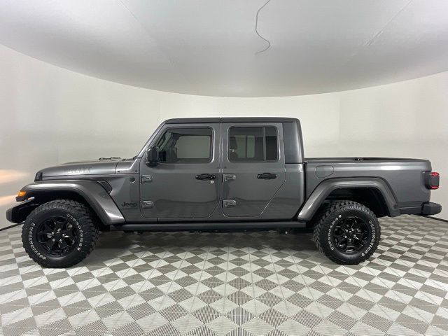 2021 Jeep Gladiator Willys