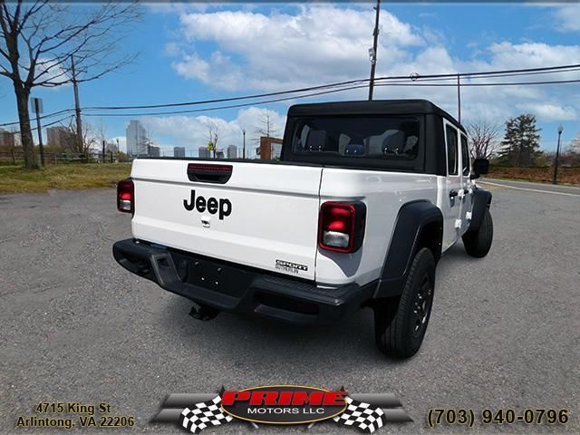 2021 Jeep Gladiator Sport