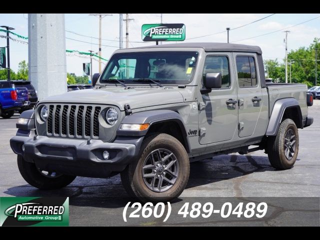 2021 Jeep Gladiator Sport