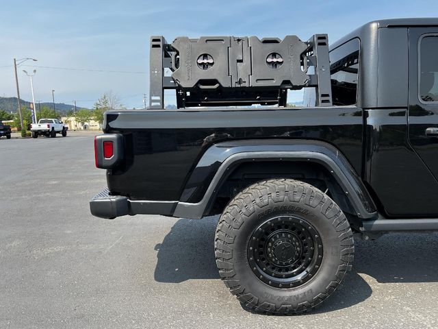 2021 Jeep Gladiator Willys