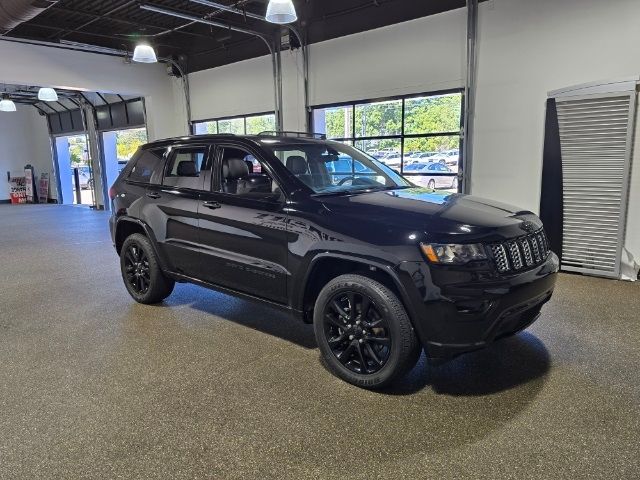 2021 Jeep Grand Cherokee Laredo X