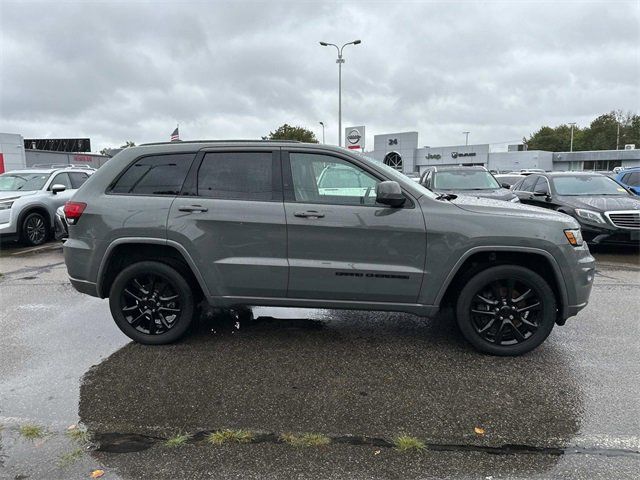 2021 Jeep Grand Cherokee Laredo X