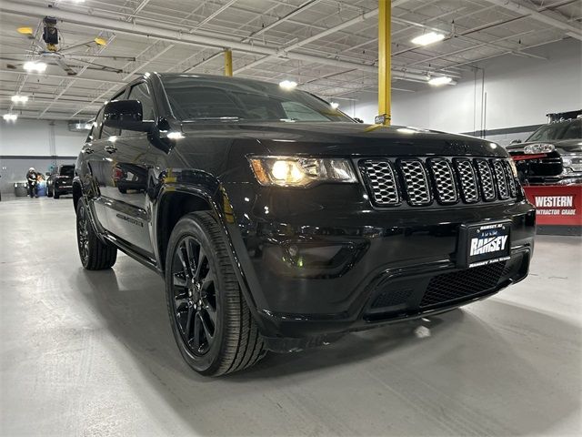 2021 Jeep Grand Cherokee Laredo X