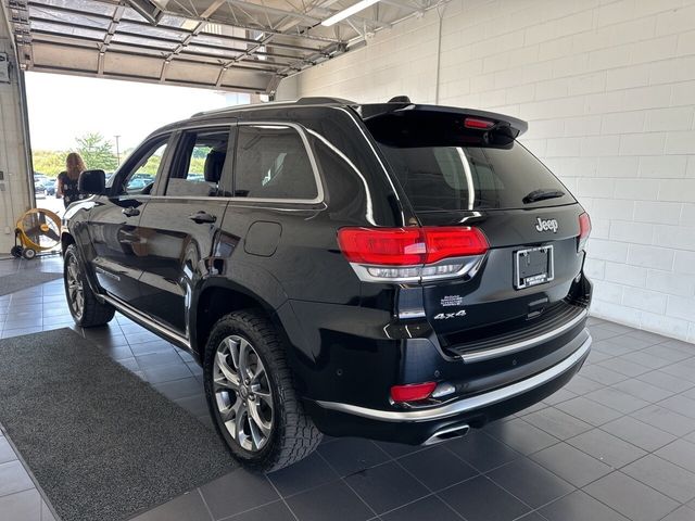 2021 Jeep Grand Cherokee Summit