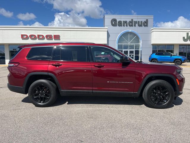 2021 Jeep Grand Cherokee L Laredo