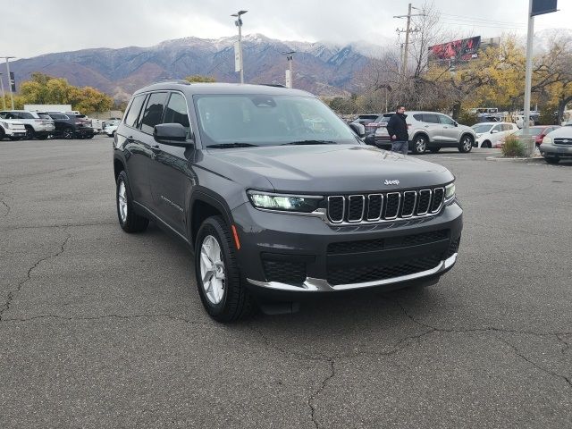 2021 Jeep Grand Cherokee L Laredo