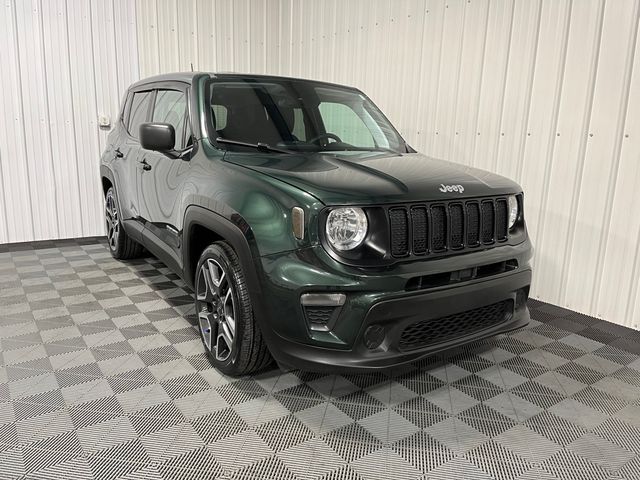 Used 2021 Jeep Renegade for Sale in Celina, OH | Capital One Auto Navigator