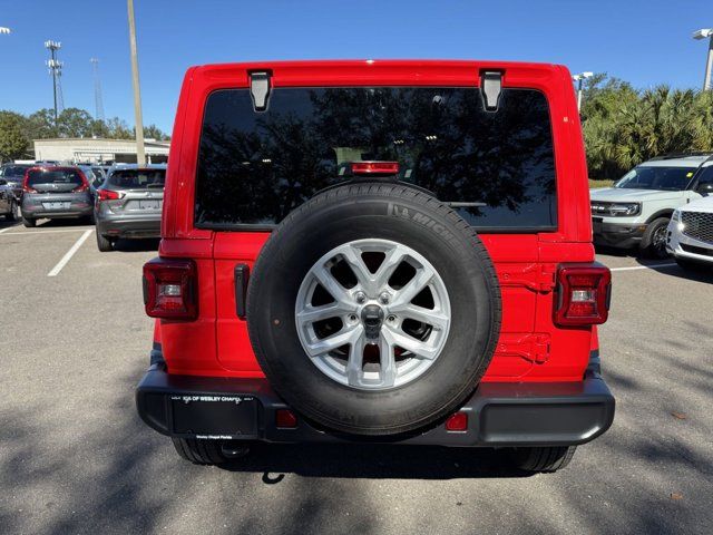 2021 Jeep Wrangler Unlimited Sahara Altitude