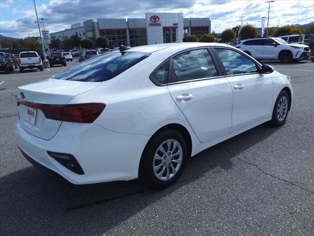 2021 Kia Forte FE