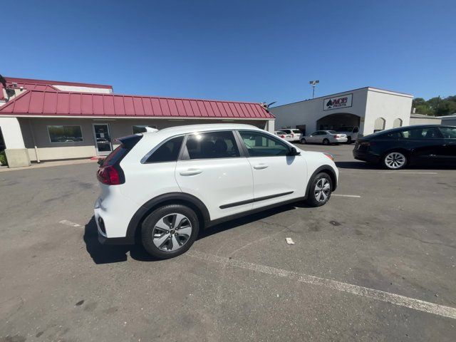 2021 Kia Niro LX