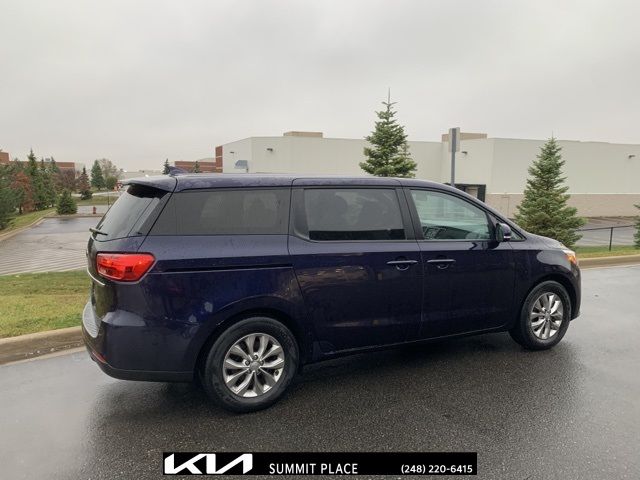 2021 Kia Sedona LX