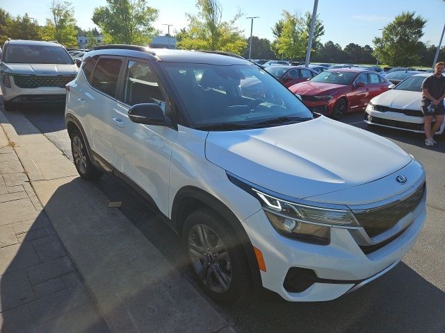 2021 Kia Seltos S
