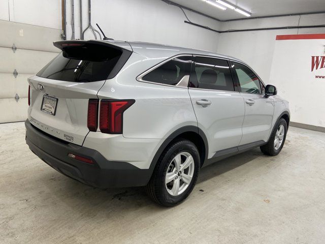 2021 Kia Sorento LX