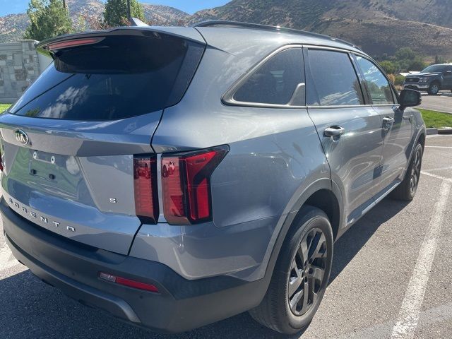 2021 Kia Sorento S