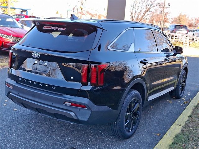 2021 Kia Sorento S