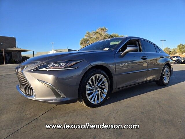 2021 Lexus ES 300h Luxury