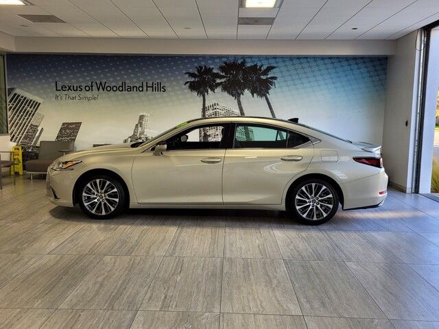 2021 Lexus ES 350