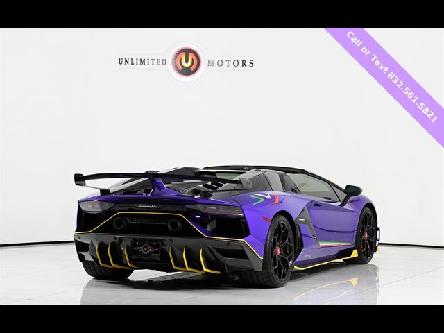 2021 Lamborghini Aventador SVJ