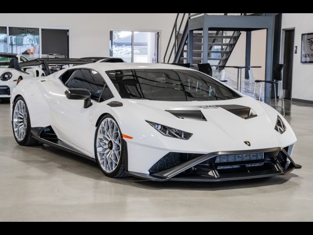 2021 Lamborghini Huracan STO Base