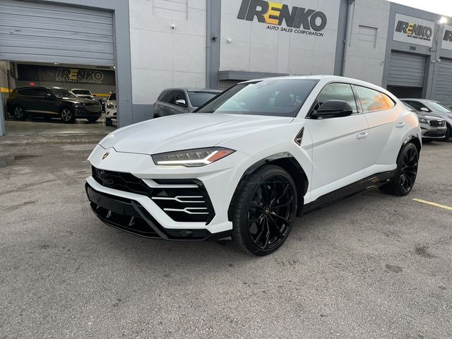 2021 Lamborghini Urus Base