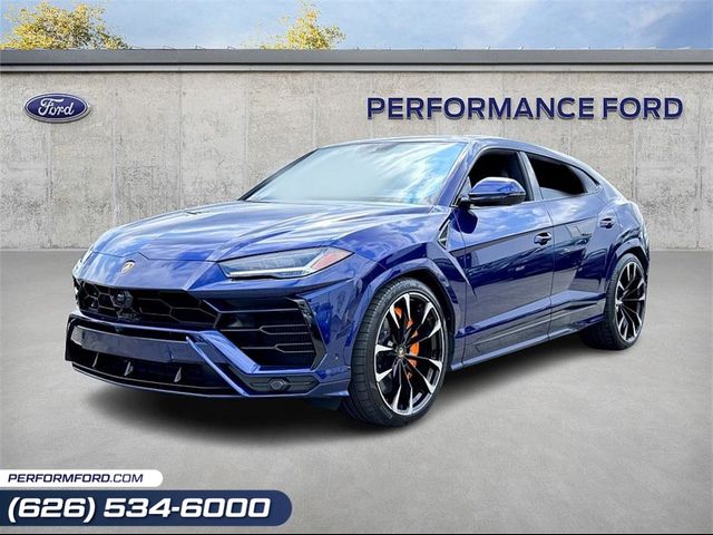 2021 Lamborghini Urus Base