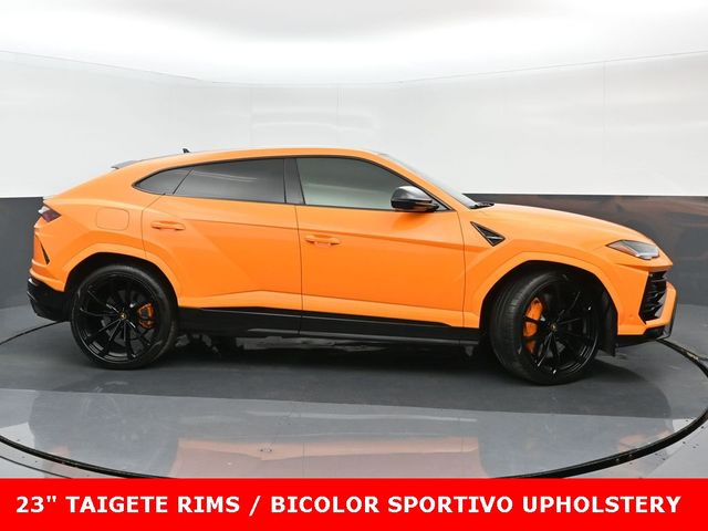 2021 Lamborghini Urus Base