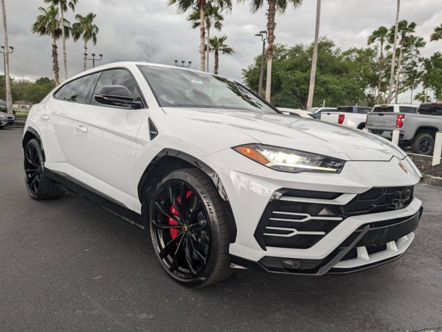 2021 Lamborghini Urus Base