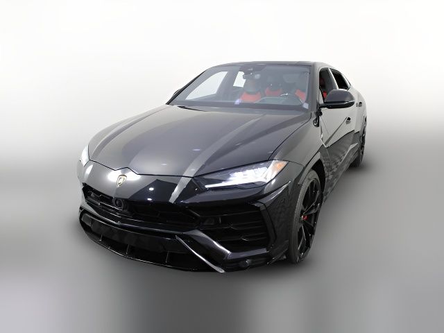 2021 Lamborghini Urus 