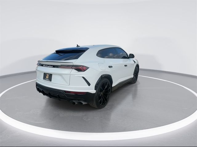 2021 Lamborghini Urus Base